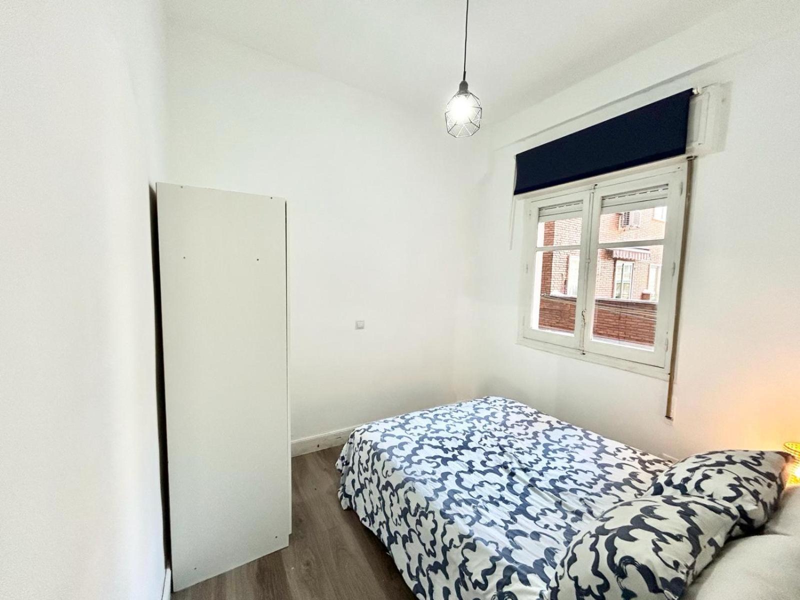 Madrid Rio Antonio Lopez A Apartment Екстериор снимка